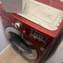 Lg washer ( BROKEN ) lg dryer ( Works Good ) For Sale 