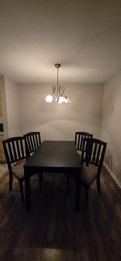 Dining Table With 4 Chairs