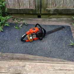 Gas Power Hedgetrimmers