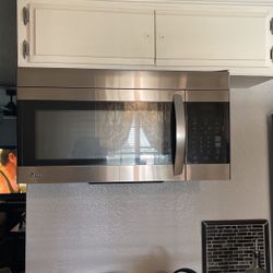 LG Microwave An LG Dishwasher 