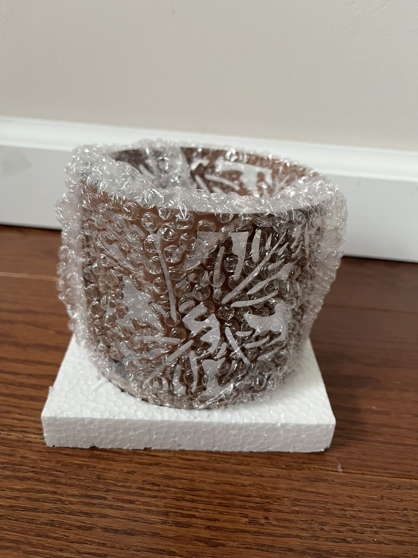 Avon Fall Leaves Candle Sleeve Brown For Three Wick Candle Or Pillar Candle 3.25“ Tall
