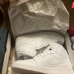 Air Jordan 1Mid