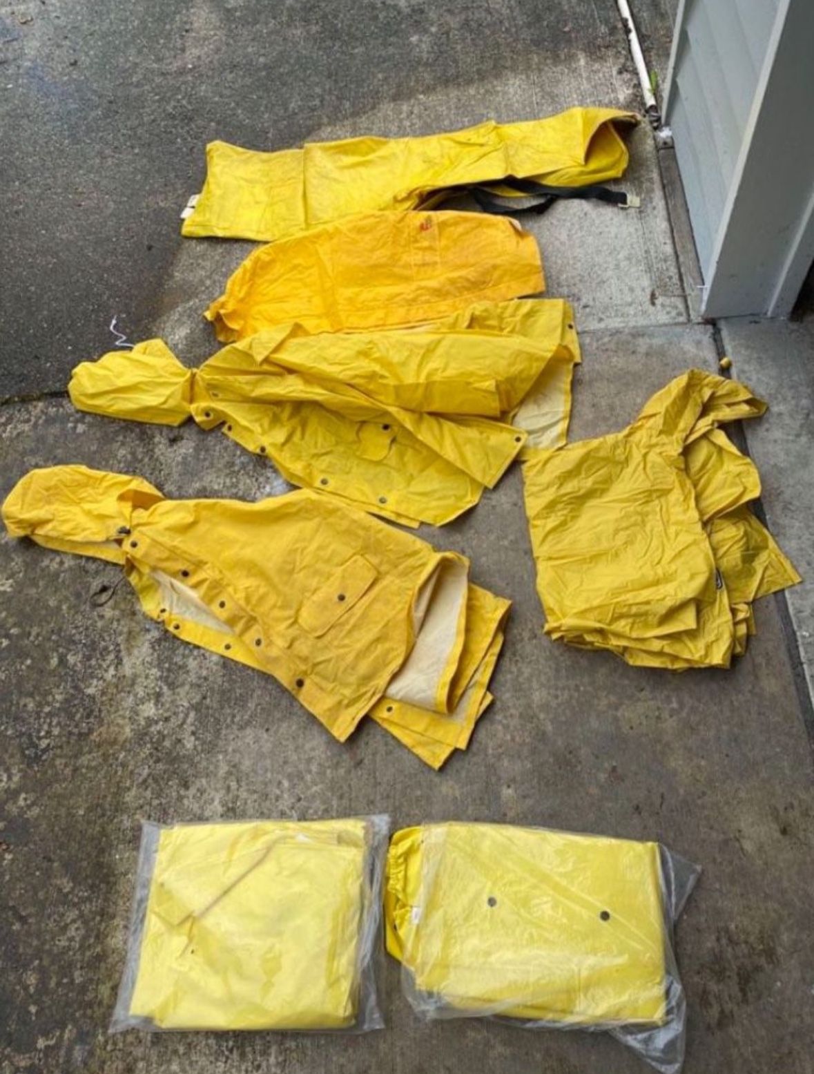 Rain clothes gear raincoat