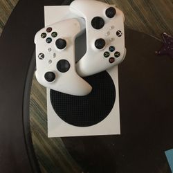Mint Condition Xbox One Series S 