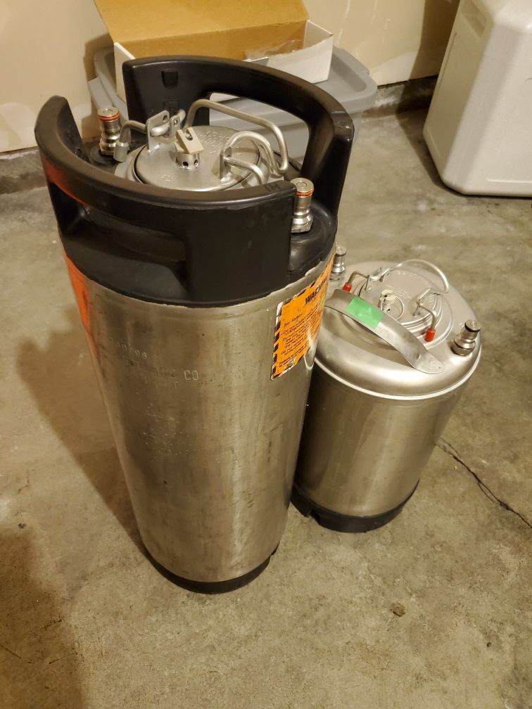 2.5 gal corny keg for Sale in Renton, WA OfferUp