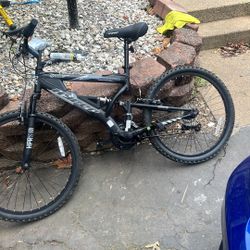 Mountain Bike. Aluminum 