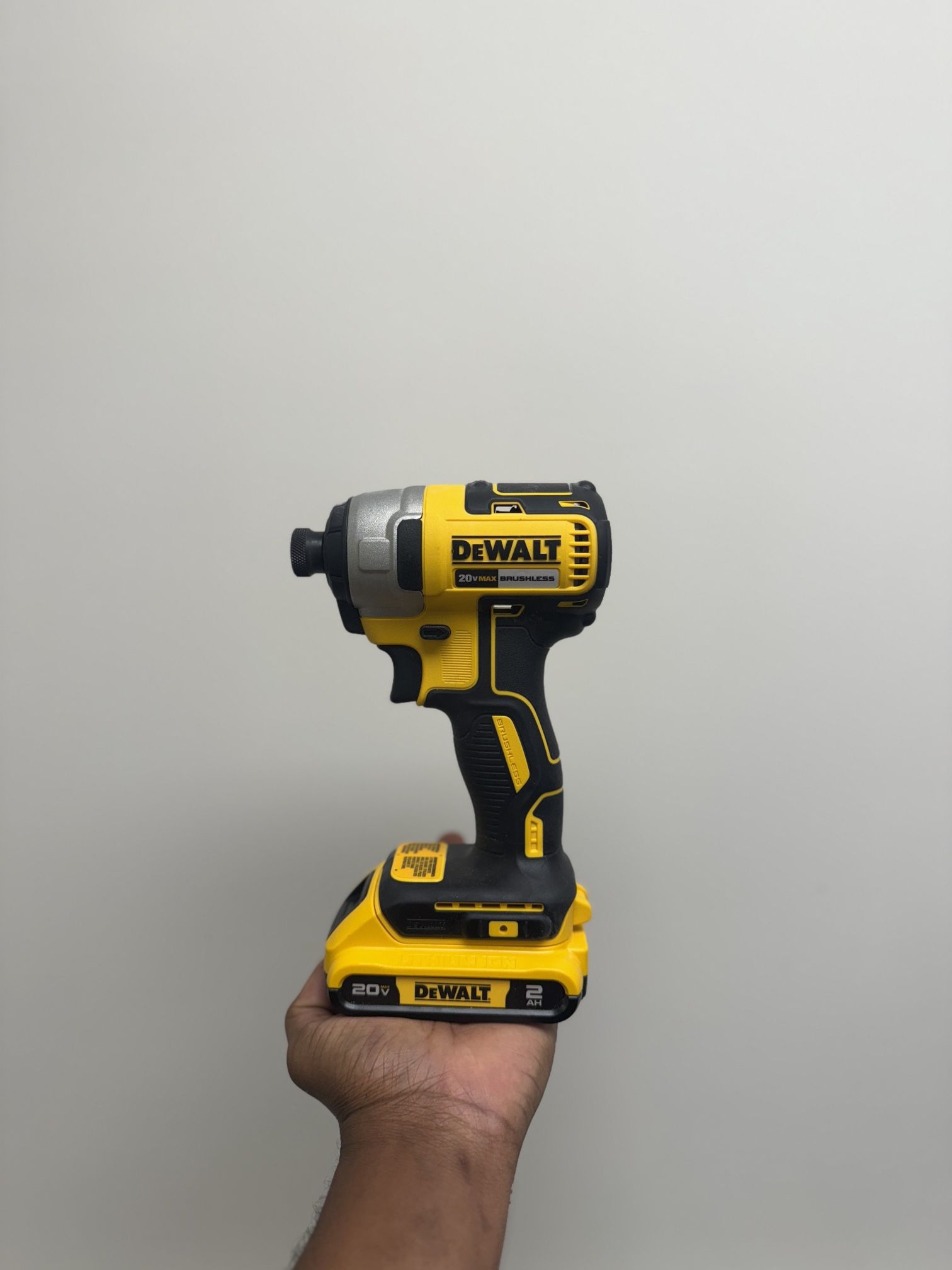 Default Impact 20v