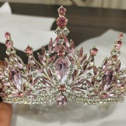 Quince Crown