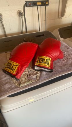 Genuine Leather Boxing Gloves 
