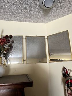 Antique 3 piece hanging mirror.  Great condition.
