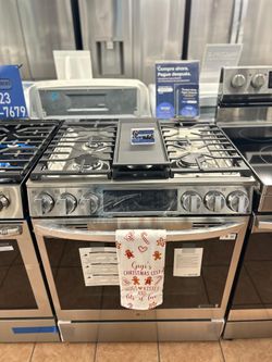 LG 6.3 cu. ft. Slide-in Gas Range with EasyClean Instaview and Air Fry New