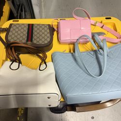 Lot Of Woman’s Bags Different Sizes Mix Brand
