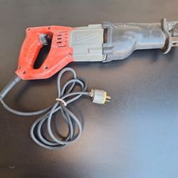 Milwaukee 6519-30 12 Amp Sawzall Reciprocating Saw. 