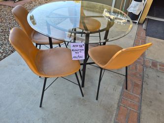 4 pc chair and glass table
