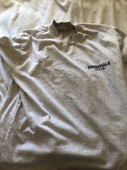 Essential T shirt small