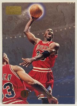 1996-97 SkyBox Premium #16 Michael Jordan BASKETBALL Chicago Bulls HOF GOAT