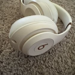 Beats Solo 3