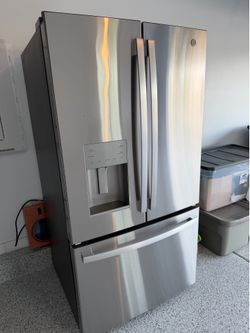 GE French Door Refrigerator with freezer