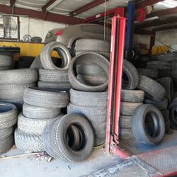 USED TIRE SELL $40 (MOUNT AND BALANCE INCLUDED)