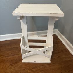 End Table / Night Stand 