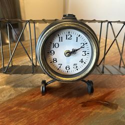 Metal Airplane Clock 