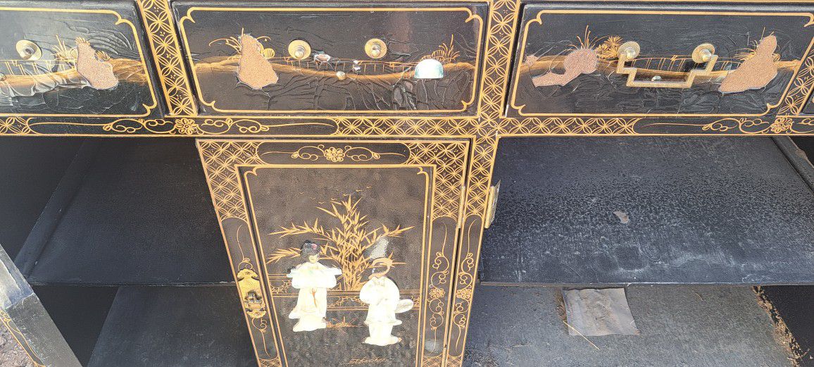 Oriental Dressers
