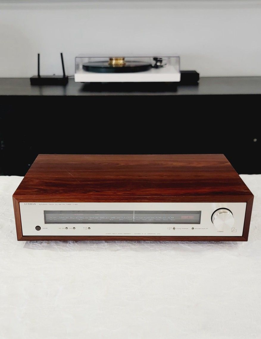 Luxman T-450 Vintage AM/FM Tuner Made In Japan Rosewood