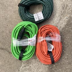 Extensión Cord 100ft 16 Guage. 