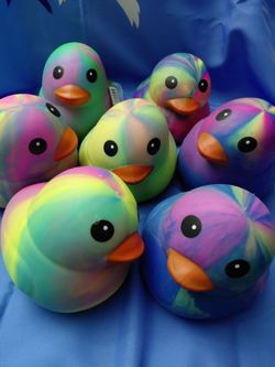 Squeeezy squisy Tie-Dye Ducks