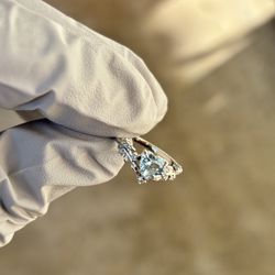 10K White Gold Engagement/ Anniversary Ring Wi The Aquamarine Center Stone 