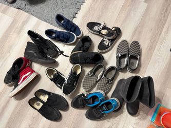Adult men’s tennis shoes - 11 pairs