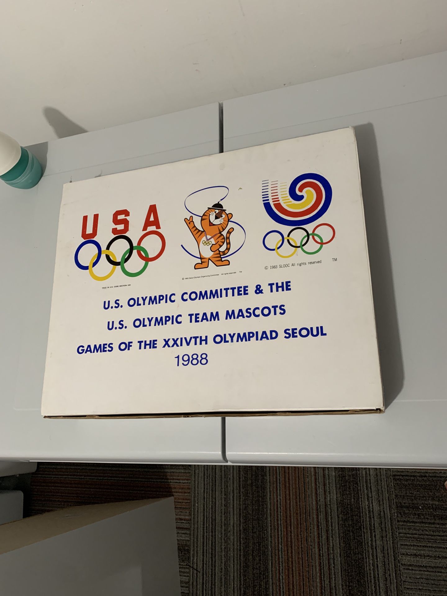 1988 olympic Antique badge set