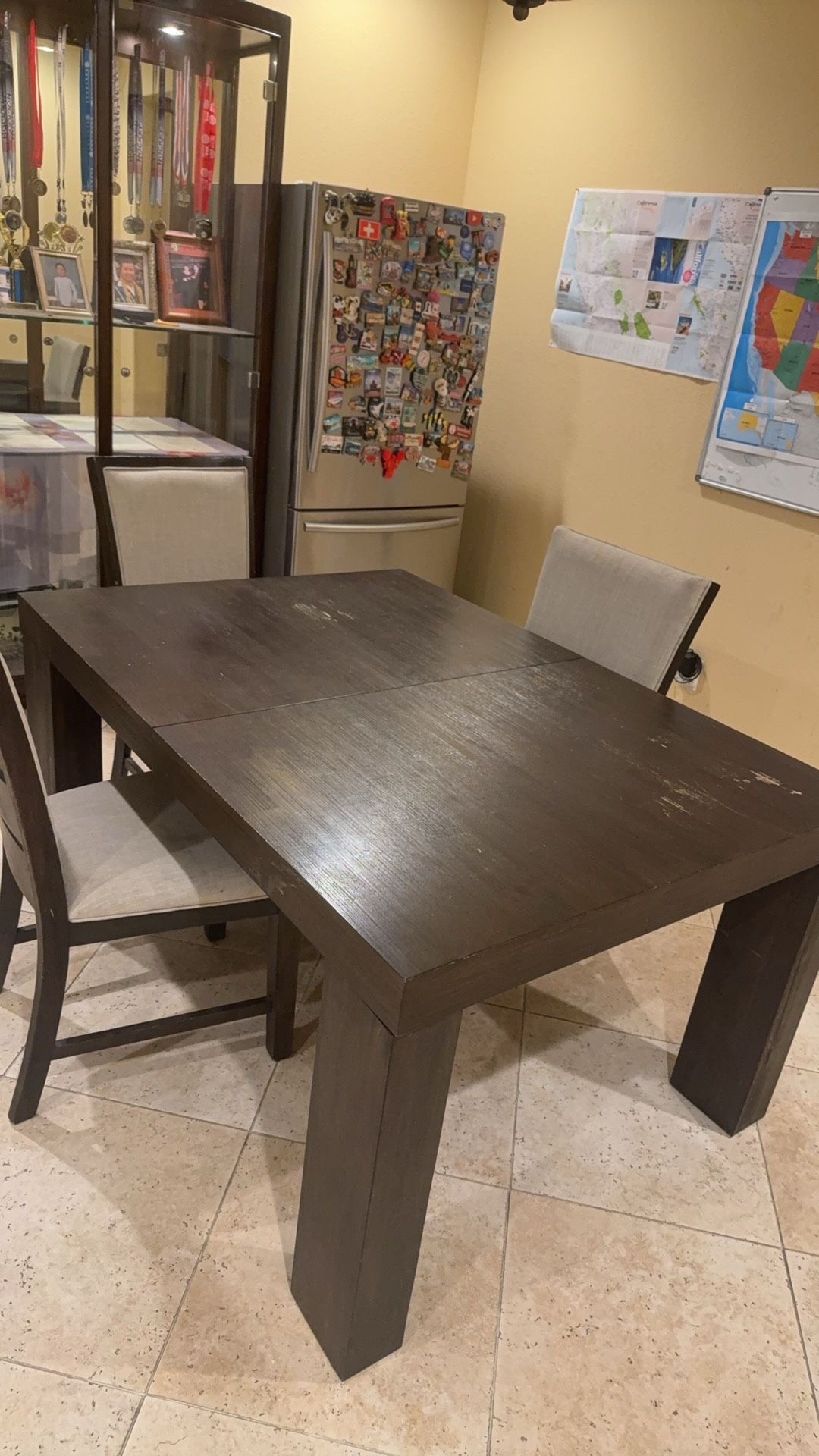 Extendable Dining Table 