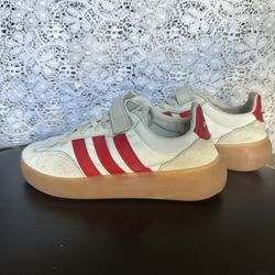 Kids Adidas Barreda Decode Shoes – Size US 3 – Cream/Red – Great Condition