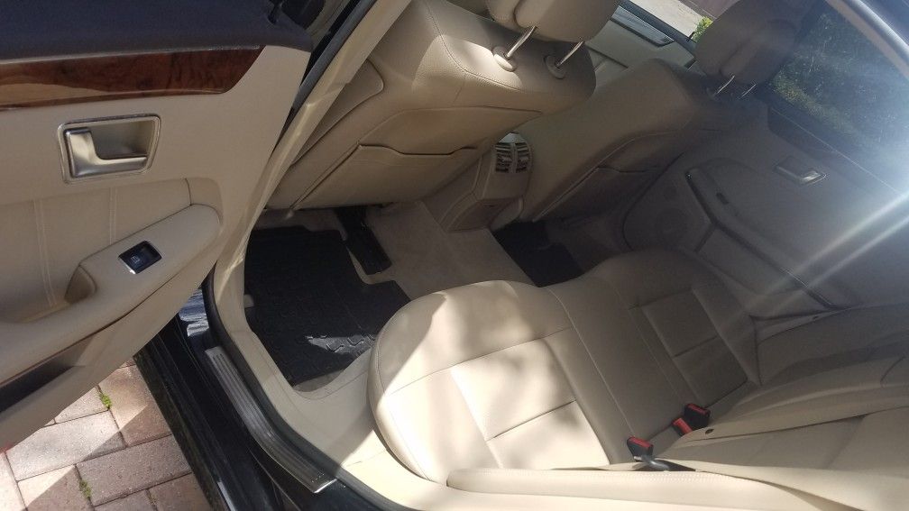 2012 Mercedes-Benz E-Class