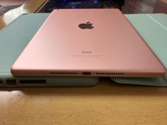 Gold Apple iPad A 1893, 6th generation. 32 GB