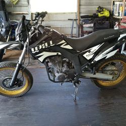 Dirt Bike 250cc