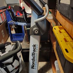 Nordic Track Commercial 1300 Elliptical 