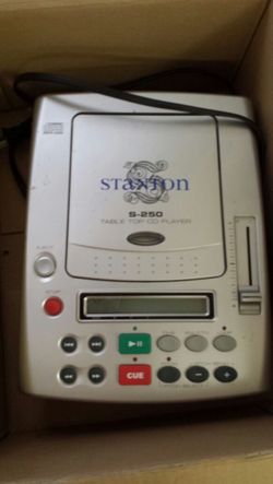 CD player with variable pitch control