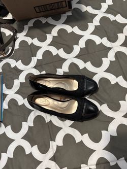 Dress shoes
