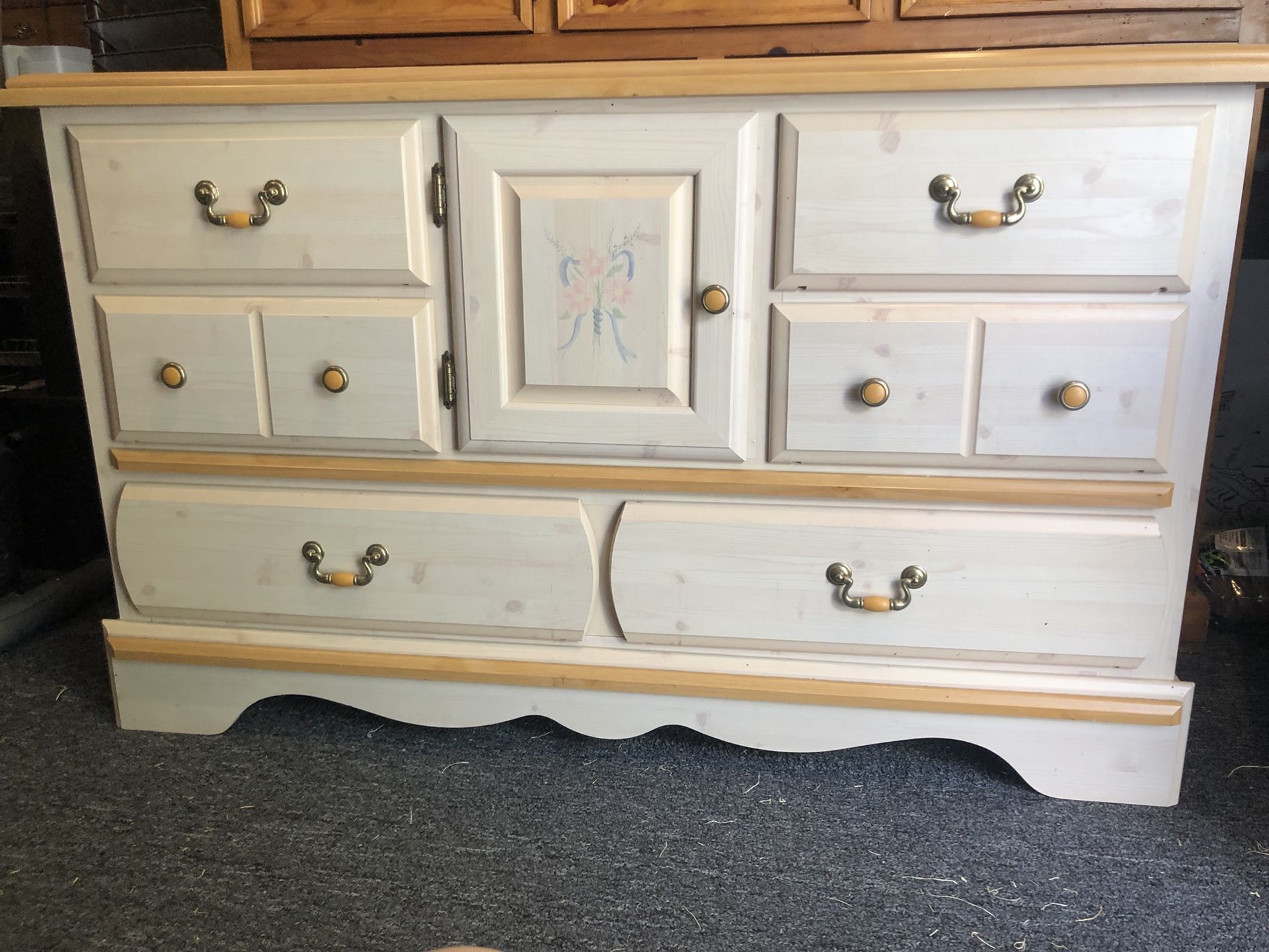 kathy ireland princess bouquet dresser Kathy Ireland Princess Bouquet Dresser for Sale in Yorba Linda, CA