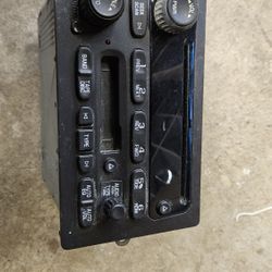 03-06 Chevy And GMC Oem Radio