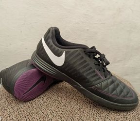 NIKE LUNARGATO Size 7