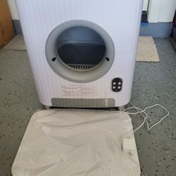 Self Cleaning Cat Litter Box,