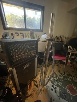 8 Full Channel Yamaha all The Specs Are On Back And Those Speakers Can Handle It All