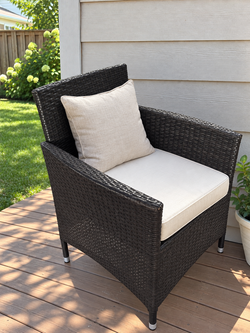 🌿 All-Weather Outdoor Wicker Patio Armchair