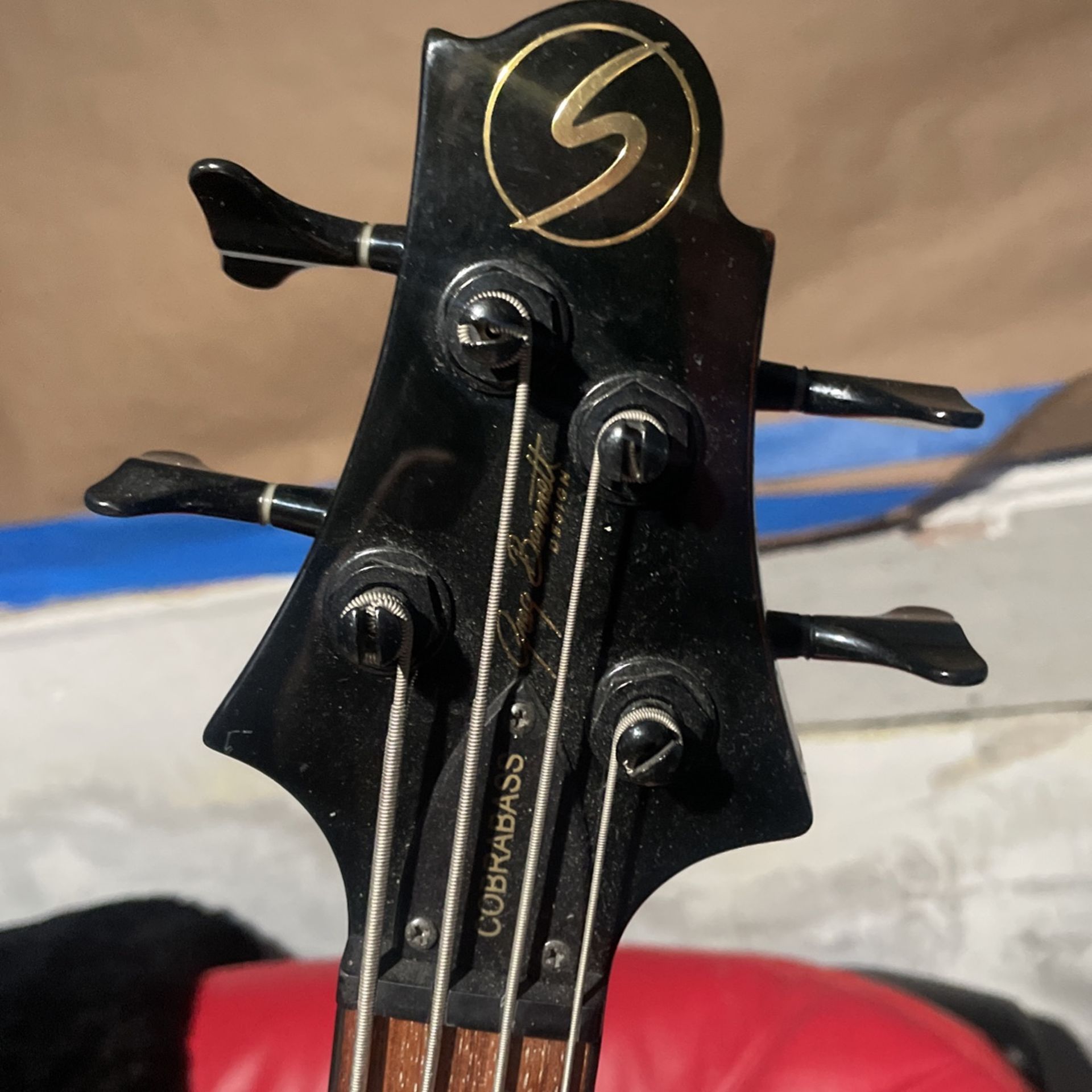 Greg Bennet Cobra Bass