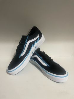 Old Skool Bolt Vans