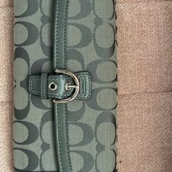 Coach Buckle Wallet