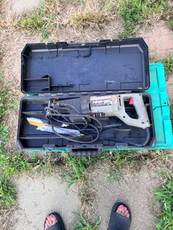 Porter-Cable Reciprocating Saw with Case